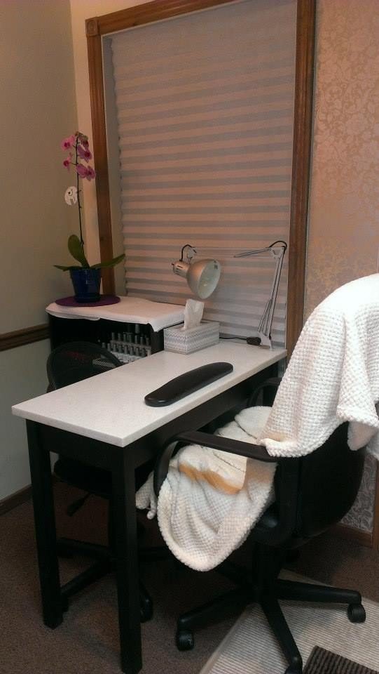 A quiet manicure station at the salon
